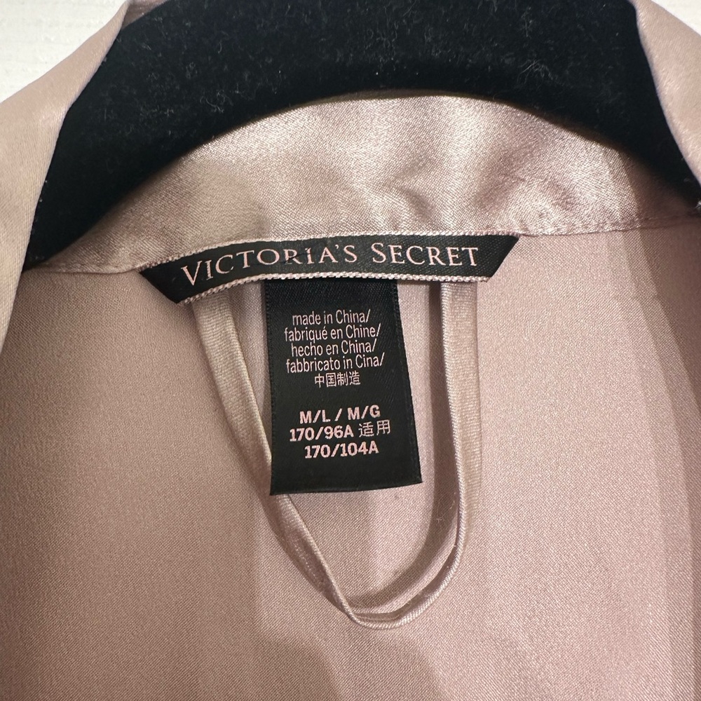 Victoria's Secret Satin Robe - Picture 5 of 5